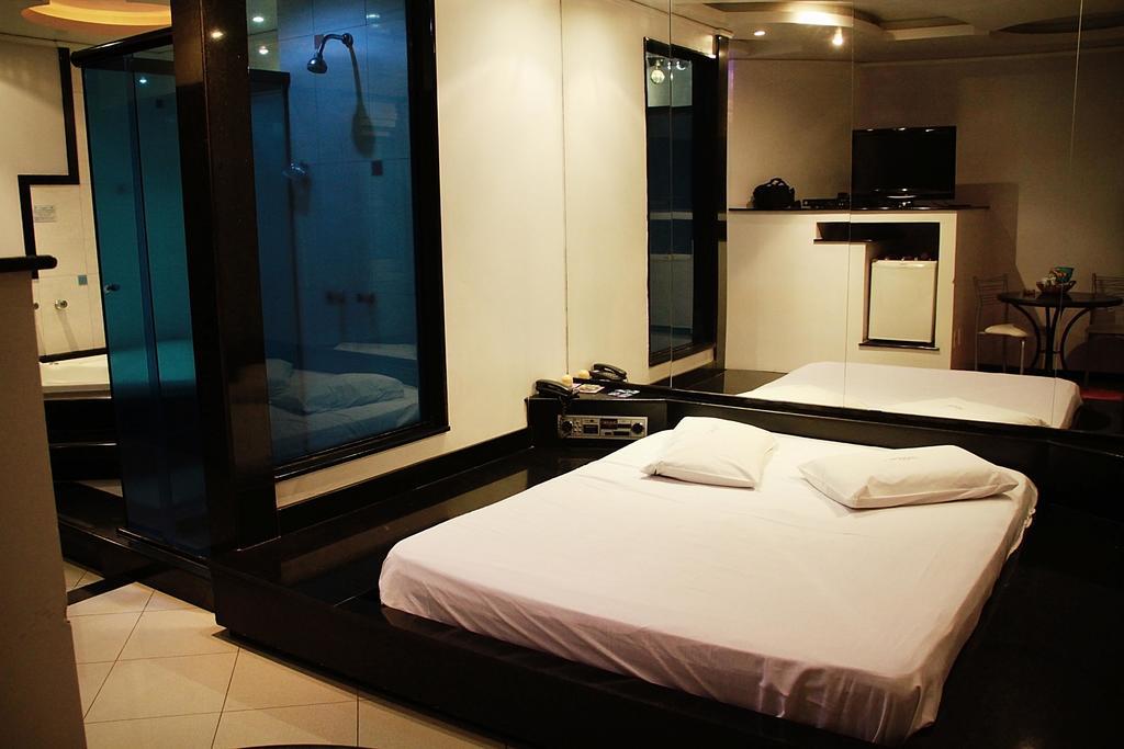 Motel Cozumel (Adults Only) Πόρτο Αλέγκρε Δωμάτιο φωτογραφία